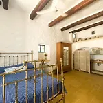 Ta'giannmarie Farmhouse.traditional With Large Private Pool.