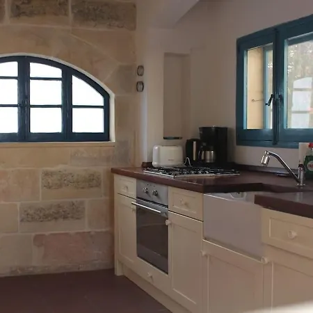 Ta'giannmarie Farmhouse.traditional With Large Private Pool. Villa Ghajn Melel