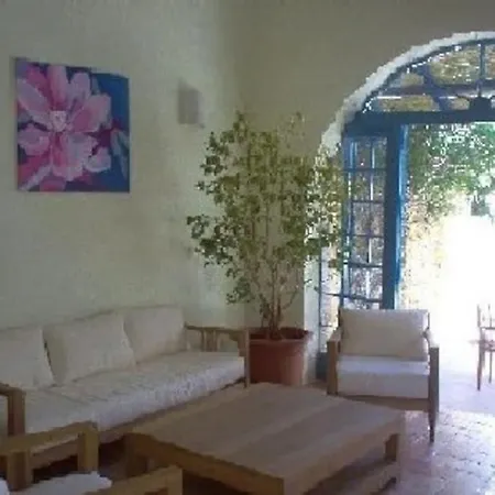 Ta'giannmarie Farmhouse.traditional With Large Private Pool. *