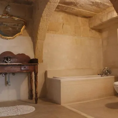 Villa Ta'giannmarie Farmhouse.traditional With Large Private Pool.