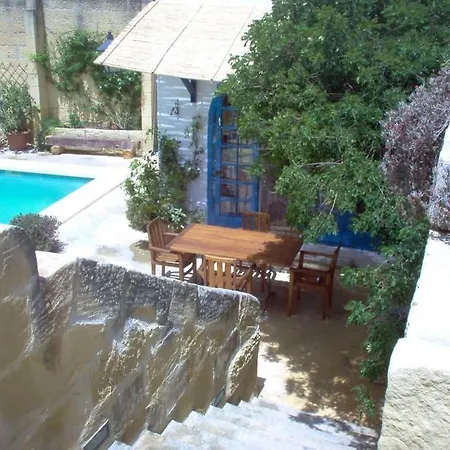 Ta'giannmarie Farmhouse.traditional With Large Private Pool. *