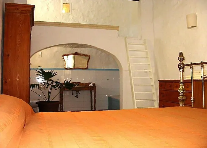 Ta'giannmarie Farmhouse.traditional With Large Private Pool. *