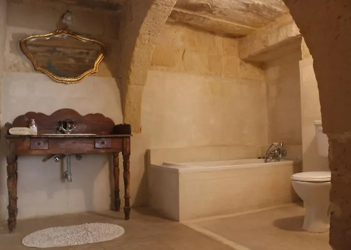 Villa Ta'giannmarie Farmhouse.traditional With Large Private Pool.