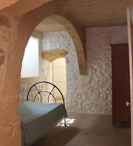 Villa Ta'giannmarie Farmhouse.traditional With Large Private Pool. Ghajn Melel