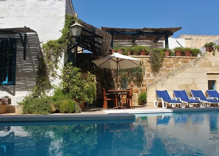 Villa Ta'giannmarie Farmhouse.traditional With Large Private Pool.