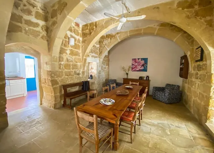 Villa Ta'giannmarie Farmhouse.traditional With Large Private Pool. *