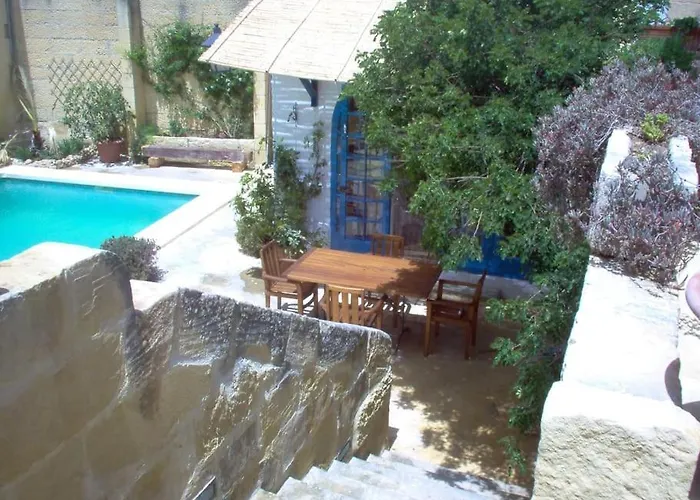 Ta'giannmarie Farmhouse.traditional With Large Private Pool. *