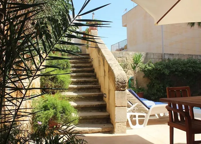 Ta'giannmarie Farmhouse.traditional With Large Private Pool. Villa *